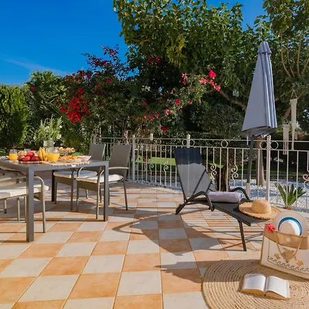 בית נופש Vrisi Zakynthos *