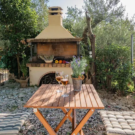 Holiday home Vrisi *